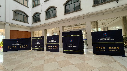 量身定制！振弘實(shí)業(yè)交付多功能警用圍擋